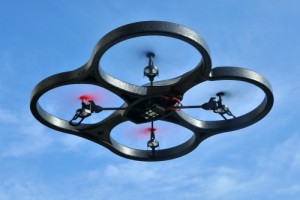 Ciklon Óriás Quadrokopter  Barometrikus Vezérlő Rendszerrel